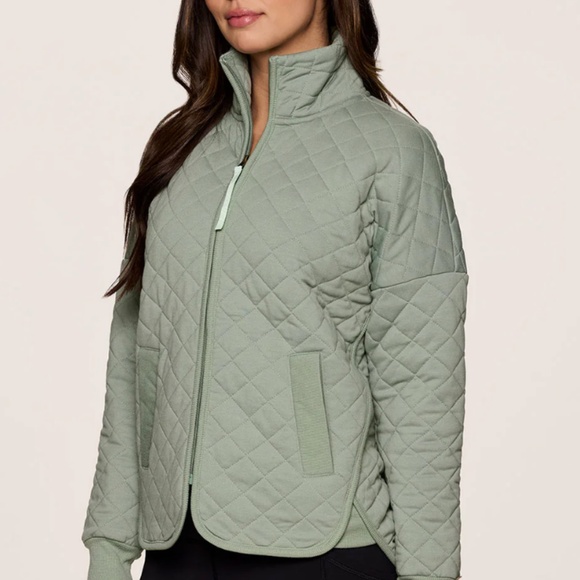 Avalanche Jackets & Blazers - Avalanche Women's Mock Neck Quilted Zip-Up Jacket with Pockets – Black (Size XL)